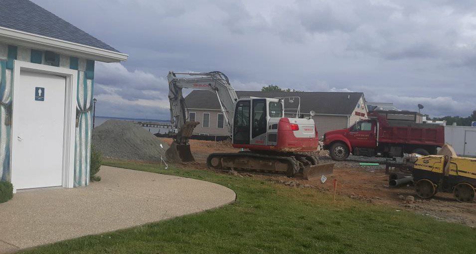 Construction Between Bathhouse and Beach Shop