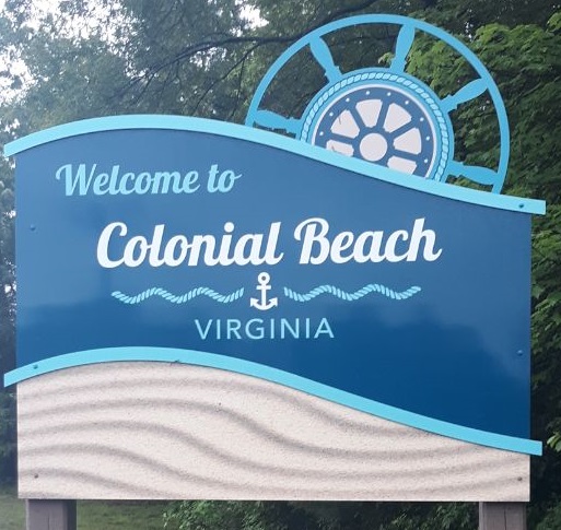 Welcome To Colonial Beach sign
