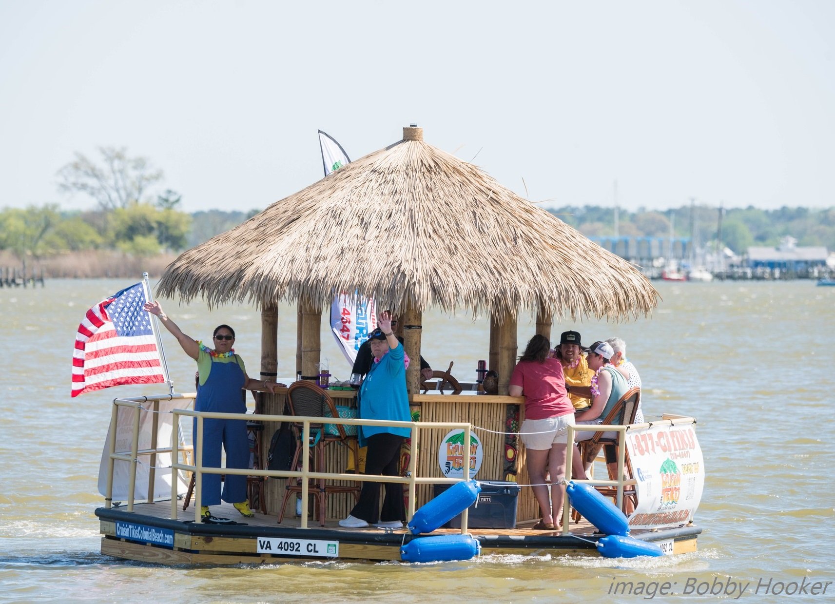 Cruisin Tikis boat pic by Bobby Hooker