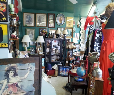Esco's antiques, paintings, home decor and more!