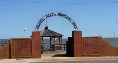 Colonial Beach Municipal Pier entrance