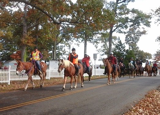 Urban Trail Ride Leaving Castlewood Park