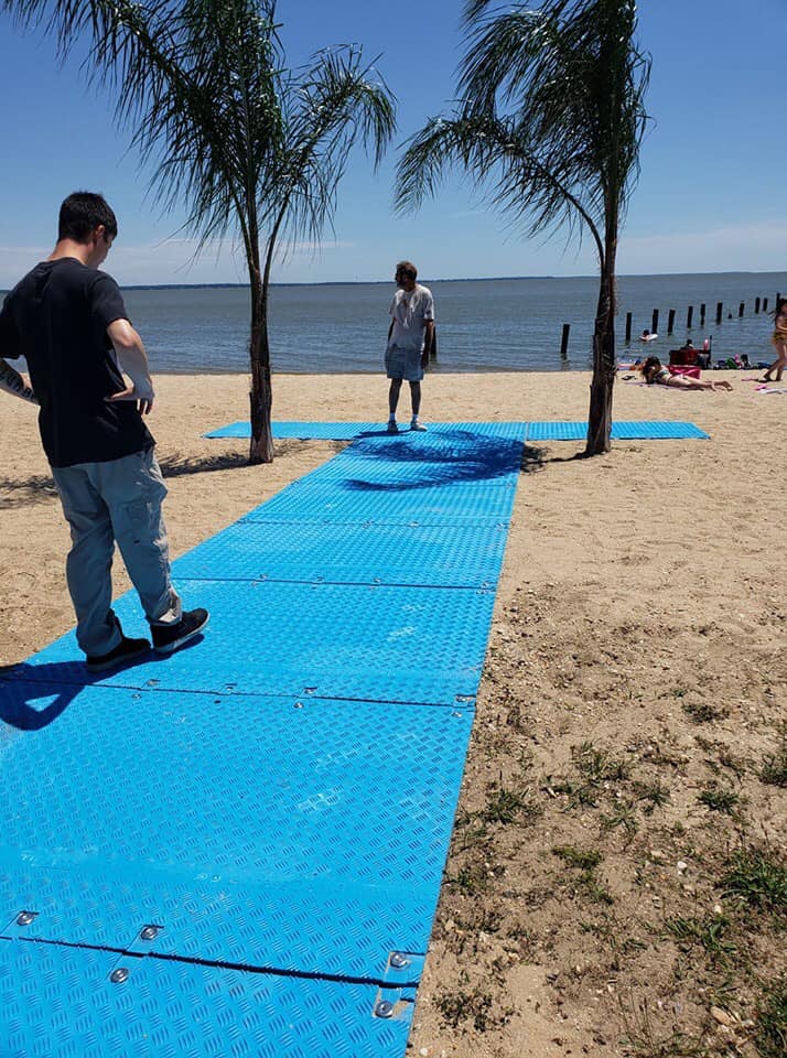 wheelchair access to beach